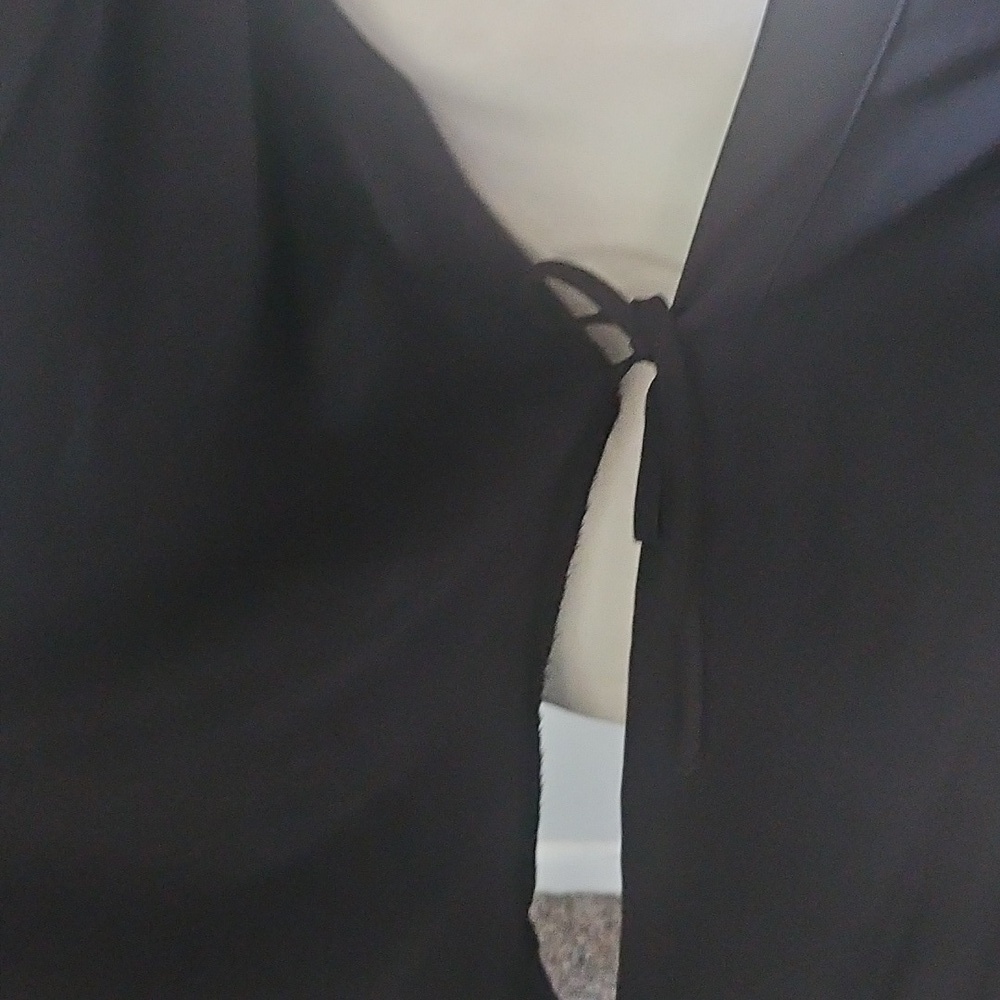Women's Ruffled Black Robe OSFM - Picture 2 of 12